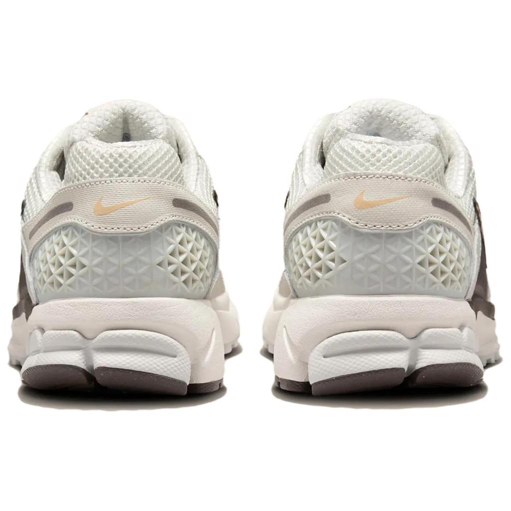 New Nike Zoom Vomero 5 Light Bone Ironstone Women's HM9657-001