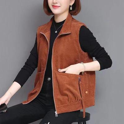 Women's Plus Size Retro Corduroy Vest: Sleeveless Spring/Autumn Casual Style for Middle-Aged Moms.