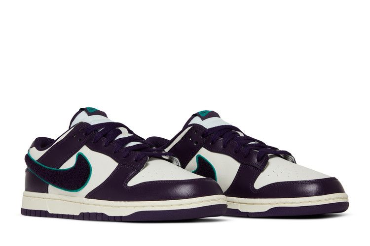 Men's Sneakers Nike Dunk Low Chenille Swoosh Sail Grand Purple Sail/Grand Purple-Neptune Green