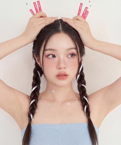 

Kitsch Catch Festive Eyeliner 6 Colors JAM PINK