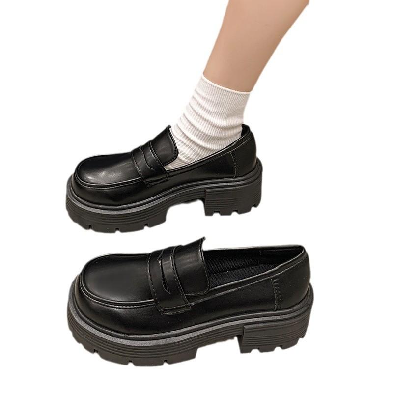 British Style Round Head Black Platform Small Leather Shoes Women's Autumn and Winter 2025 New Versatile Thick Heel Retro French Loafers