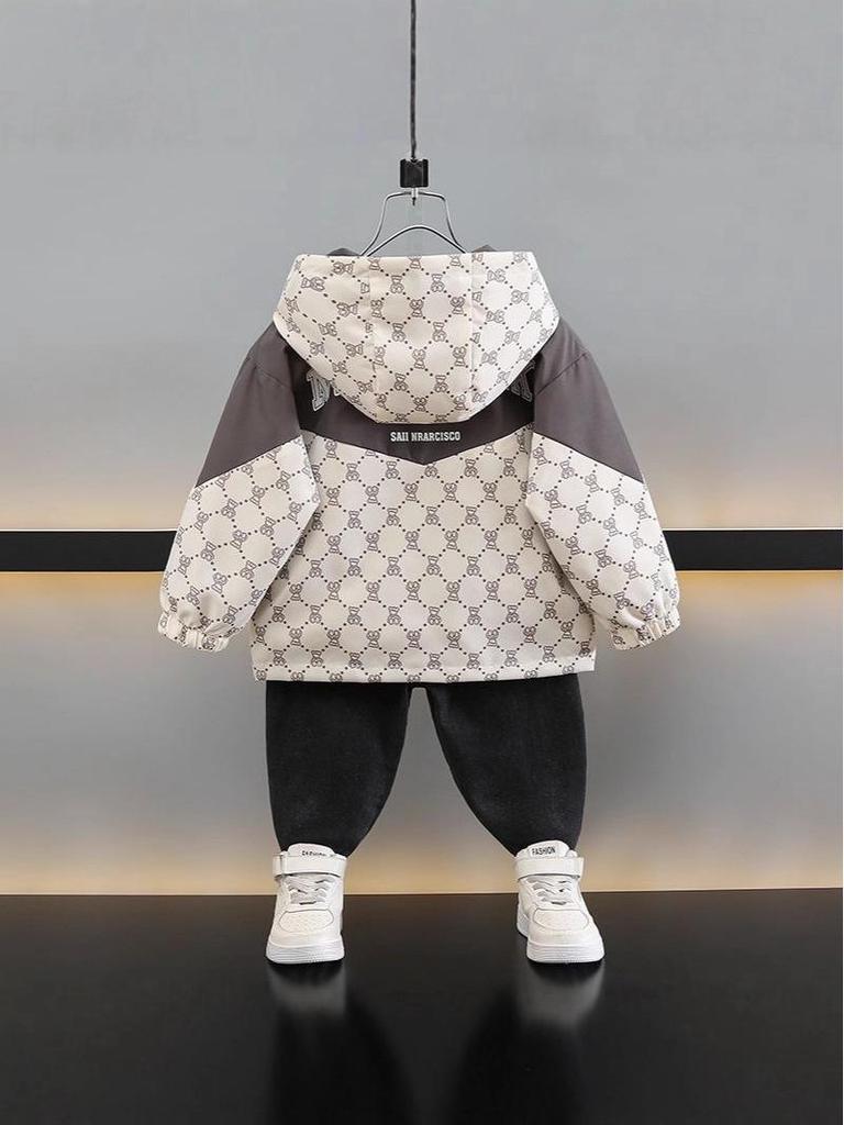 2025 Boys' Korean-Style Spring Jacket: Handsome, Cool Streetwear Windbreaker for Kids
