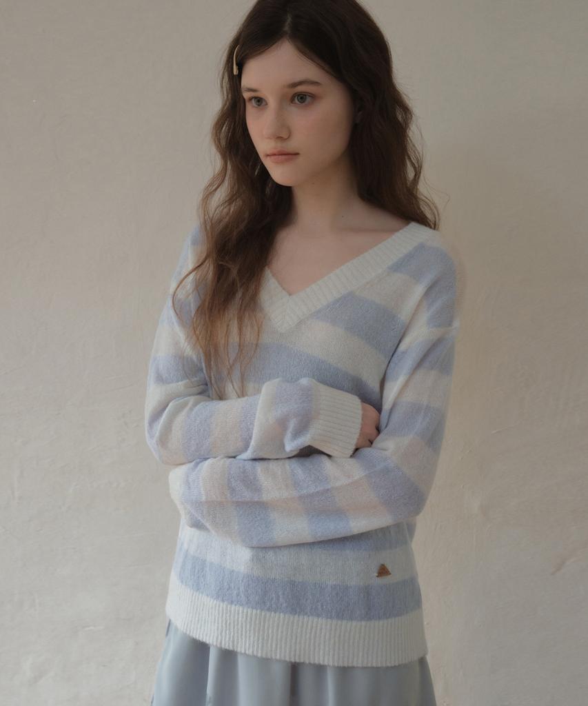 Aueonoseuteljia Hairy Stripe V-Neck Knit_Sky Blue(Oc26Kn13)