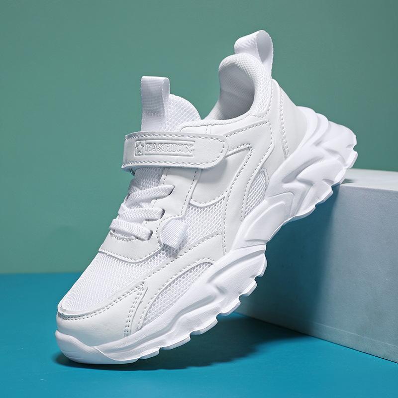 New students soft-soled cotton shoes are non-slip, light and warm, autumn and winter boys 2025 primary school students sports shoes with velvet