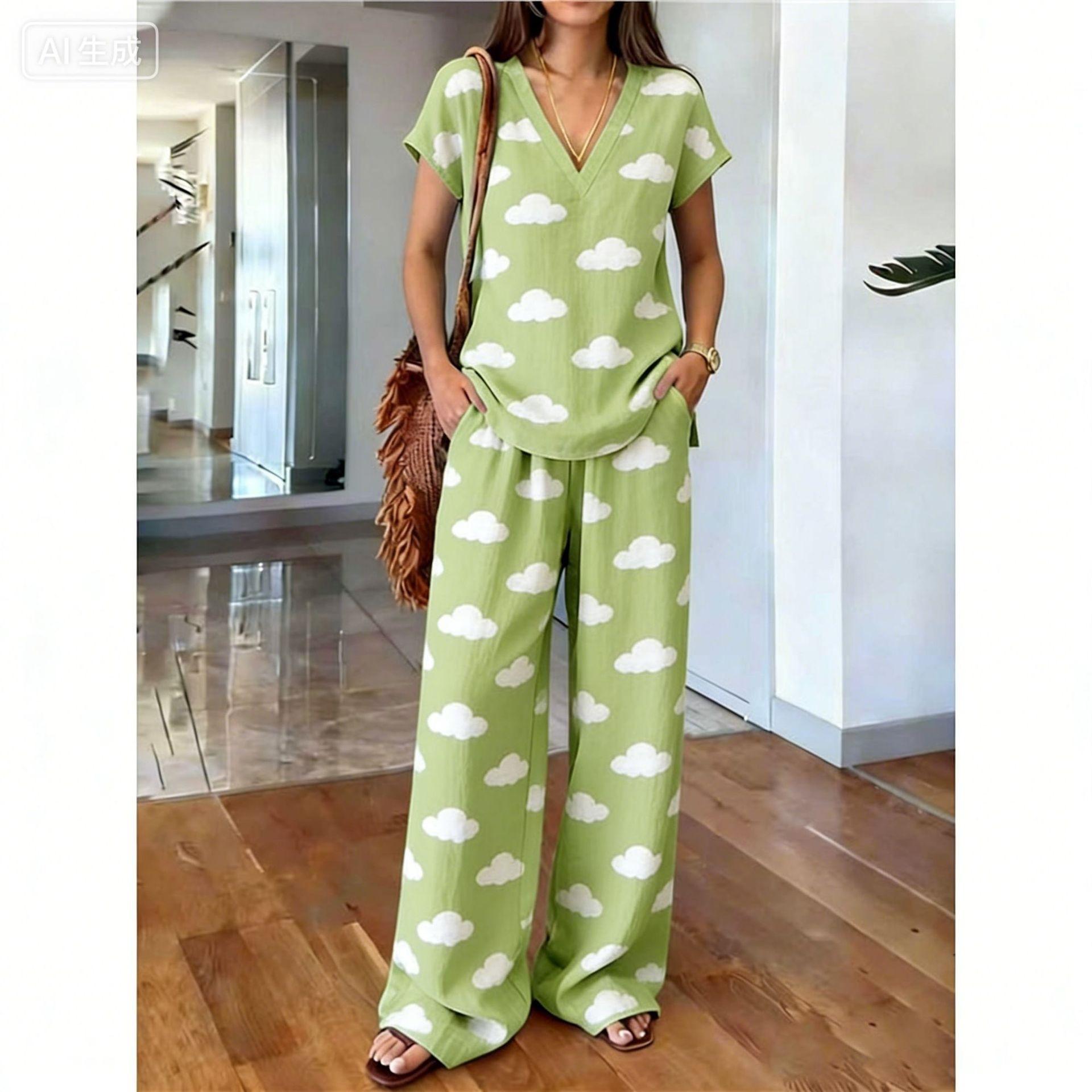2026 overseas new printed women s suit, trendy European and American style, loose wide-leg pants versatile two-piece set S