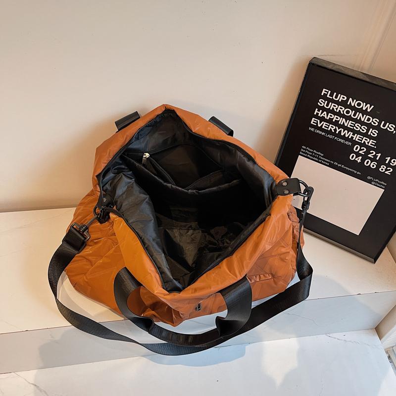Modische Damen-Reise-Tragetasche, Großes Fassungsvermögen, Winterliche Damen-Handtasche, Geeignet für Sport Yoga, Reisen, Tägliche Reise,