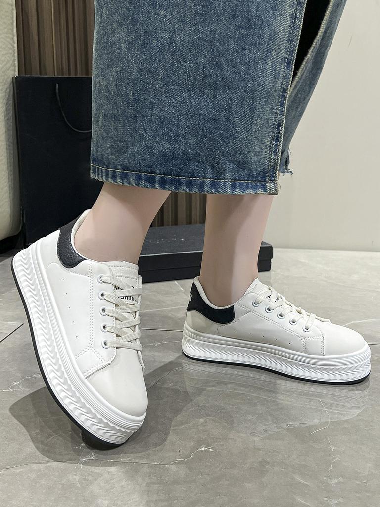 Women's Shoes Summer Breathable 2023 New White Shoes Trendy Board Shoes Versatile Casual Autumn Sports Thick Soled White Trendy Shoes