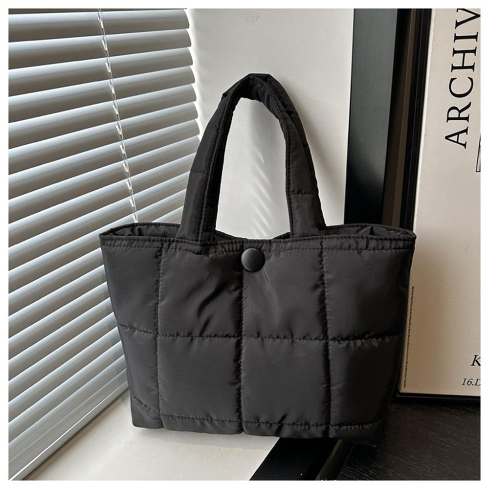 

Casual Down Cotton Padded Shoulder Bags Large Capacity Lightweight Puffy Handbags Quilted Totes for Women Girls чорний