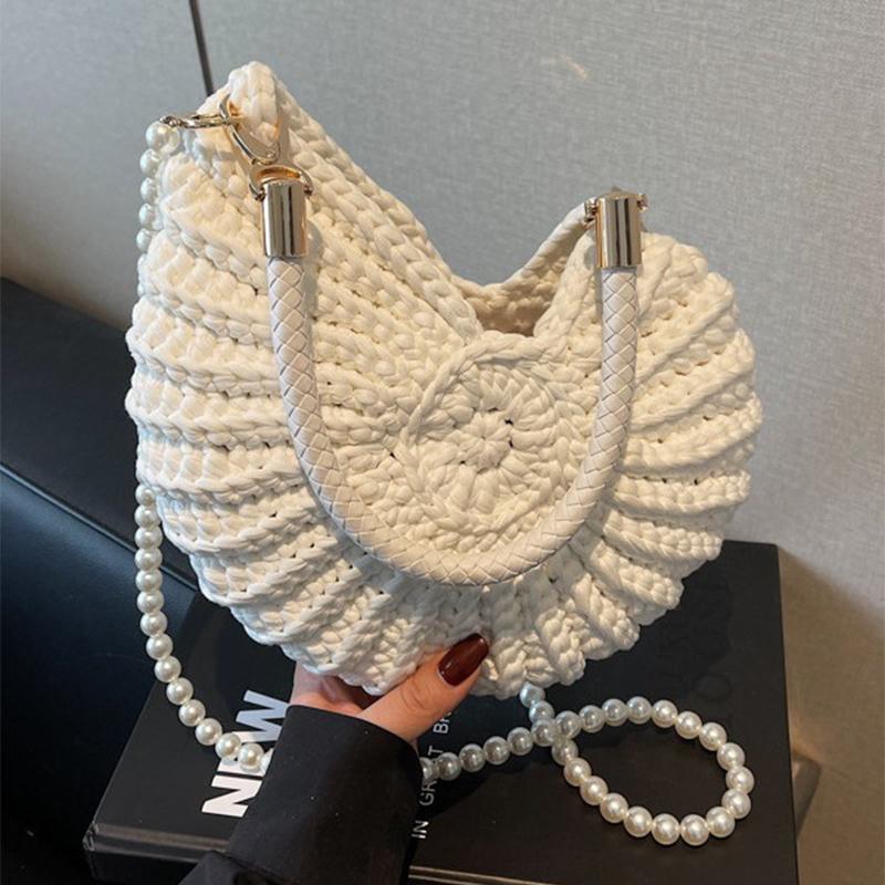Luxury Hand-woven Shell Bag Women Seaside Conch Shell Messenger Shoulder Bag Exquisite Pearl Chain Fashion Holiday Shopping Bag