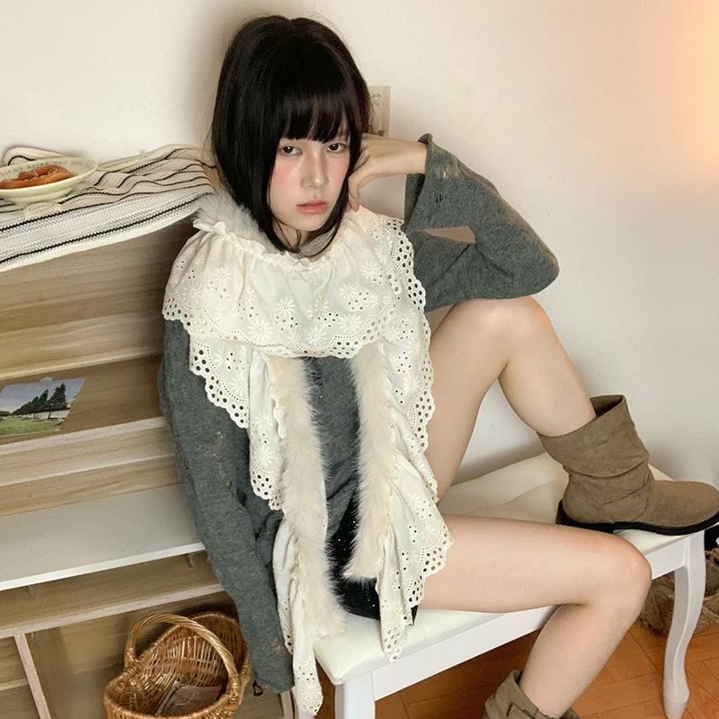 Sweet Korean Style Y2K Scarf Women Winter Soft Warm Scarf Harajuku Lace Patchwork Plush Scarf