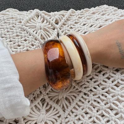 IngeSight.Z 4 Styles Boho Thick Resin Acrylic Bangles for Women Fashion Elegant Geometric Irregular Bracelets Aesthetic Jewelry
