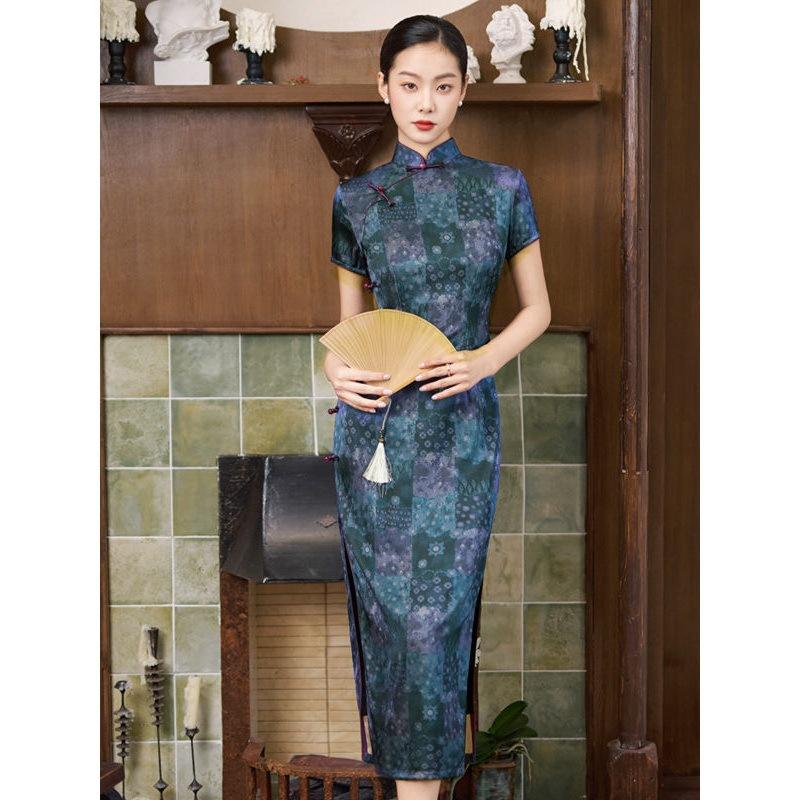 Old Shanghai improved cheongsam women's retro Republic of China style stand-up collar short sleeves slim and thin elegant dress dignified and long