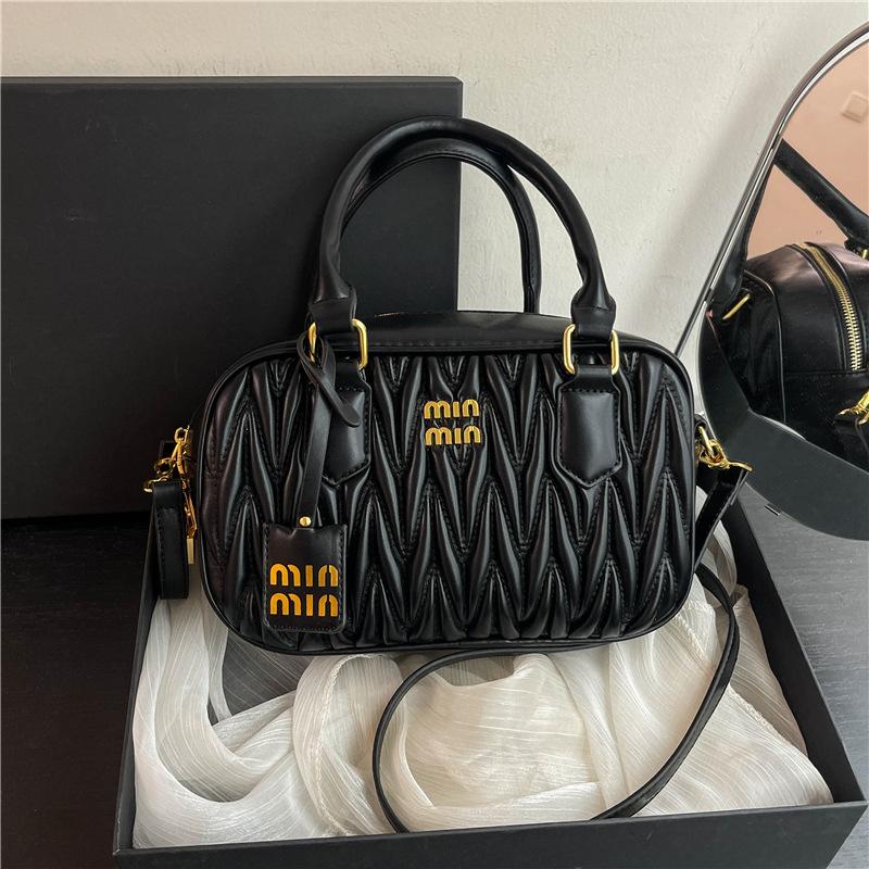 Nova bolsa almofada plissada bolsa feminina versátil bolsa de mão bolsa bowling de alta qualidade bolsa tiracolo