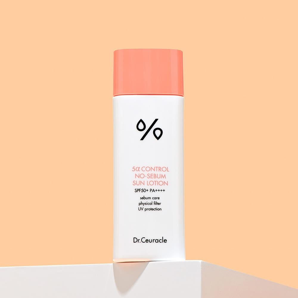 Dr.Ceuracle 5 Alpha Control No Sebum Sun Lotion SPF50+ PA++++ Sebum Control Tone Up 50ml