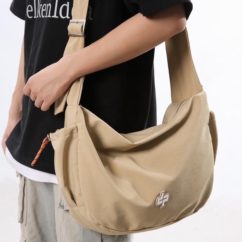 Flowers And Teenagers Have The Same Sports Messenger Bag, Men'S And Women'S Travel Bag, Shoulder Dumpling Bag, And Female College Student Backpack.