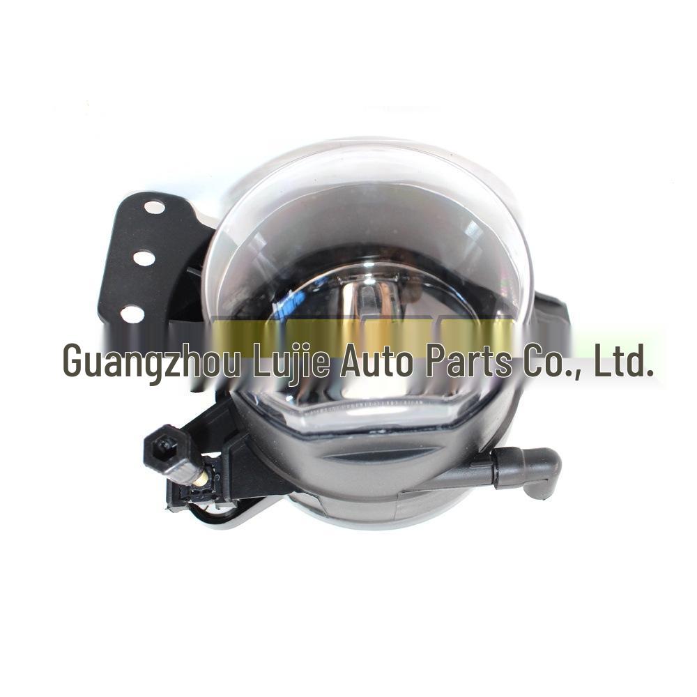 

Передняя противотуманная фара для бампера BMW 5 серии E60 (2004-2007) - Часть №: 63176910791/63176910792