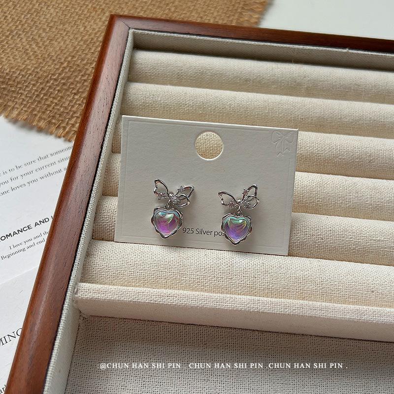 Sweet wind love ear clips temperament butterfly zircon earrings women's niche design earless high-end earrings mosquito coil disc