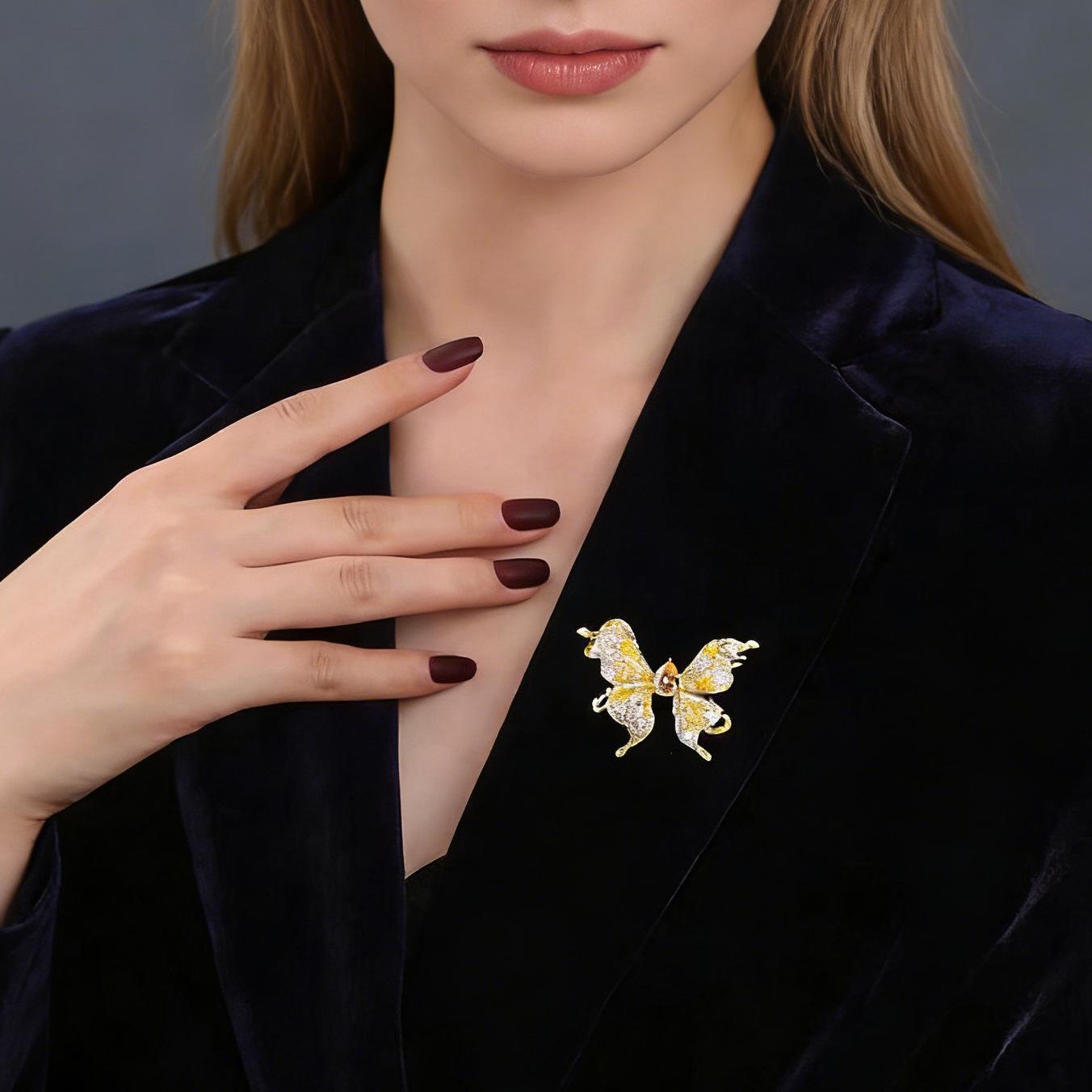

Butterfly Zirconia Brooch - Stylish Jewelry Accessory for Women s Coats & Suits