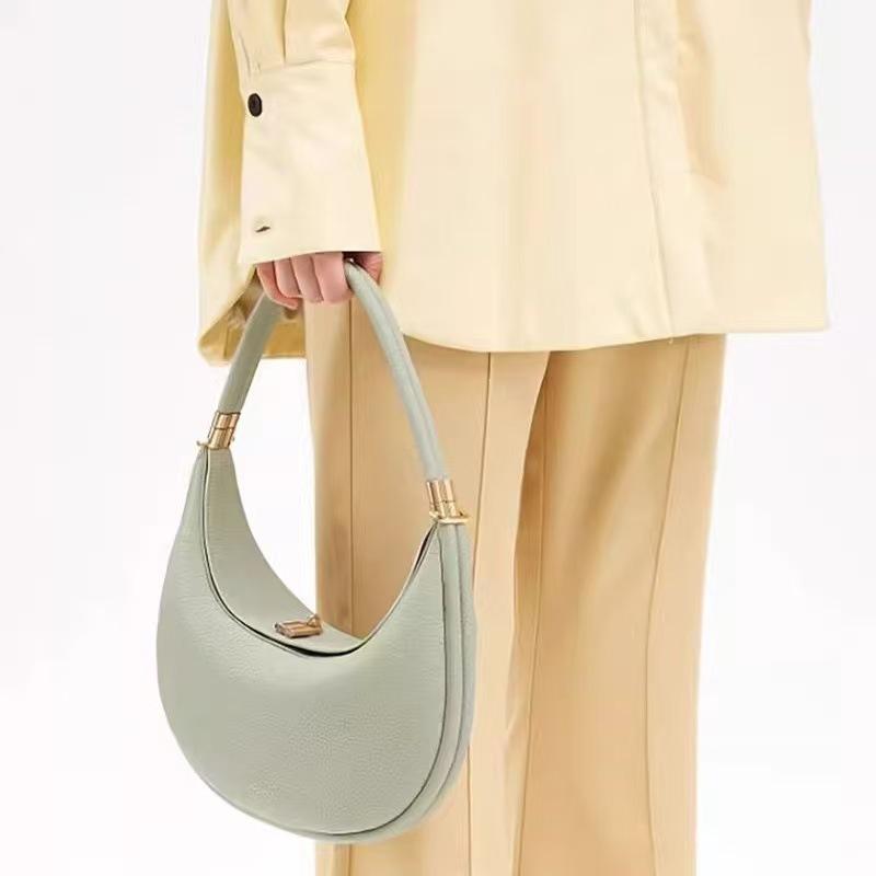 2025 Women s Versatile Large Capacity Crescent Shoulder Bag 30*7*35 cm