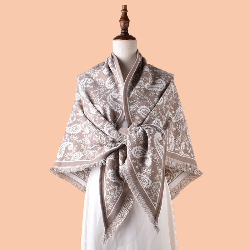 Autumn and winter new paisley cashew fringed imitation cashmere triangle scarf thermal scarf shawl fashion spot wholesale