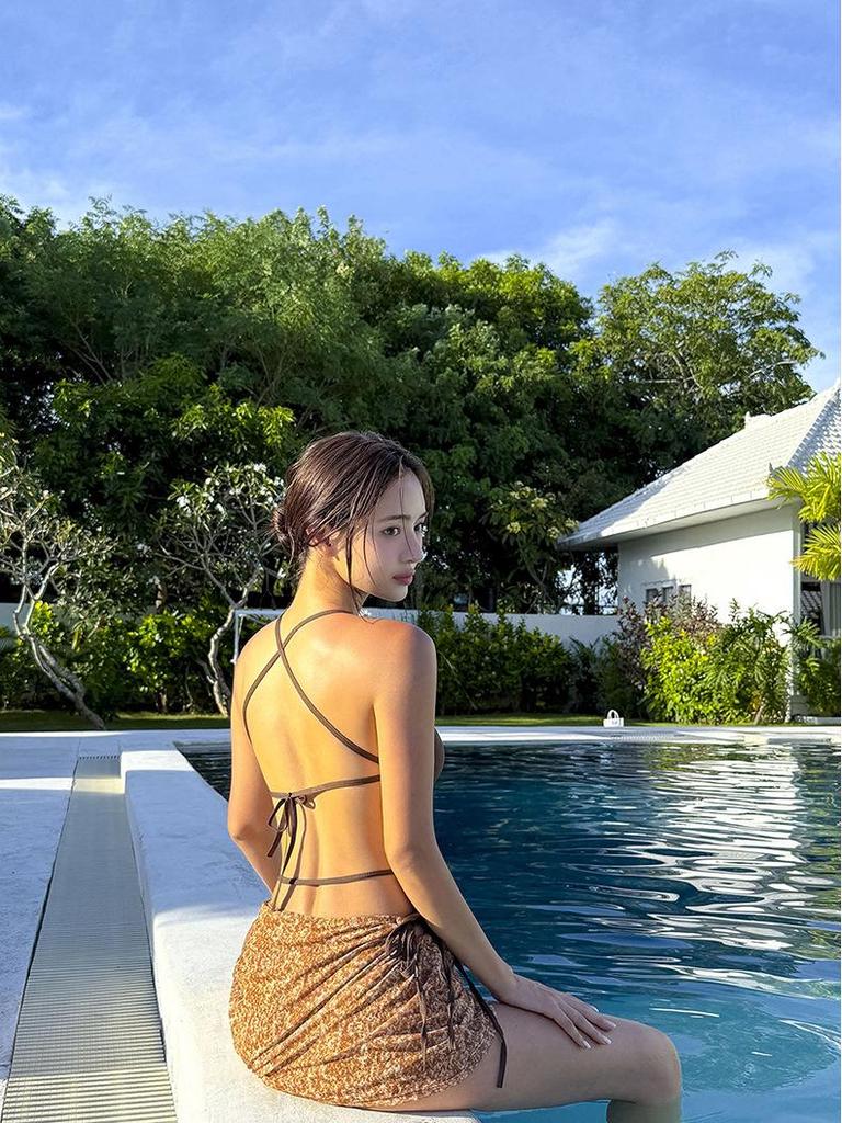 Women's Floral Print Spicy Girl Swimsuit: Sexy Hollow Split Skirt Style with Drawstring Straps