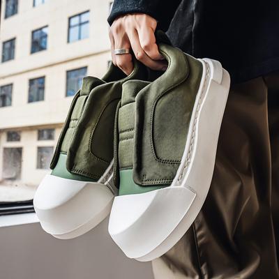 Încălțăminte pentru bărbați – Adidaşi