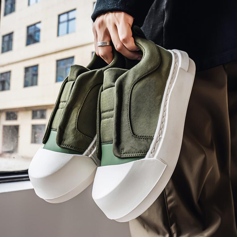 2026 New Casual Sports Low Cut Breathable Thick Soled Lightweight, Comfortable and Fashionable One Step Board Shoes for Men