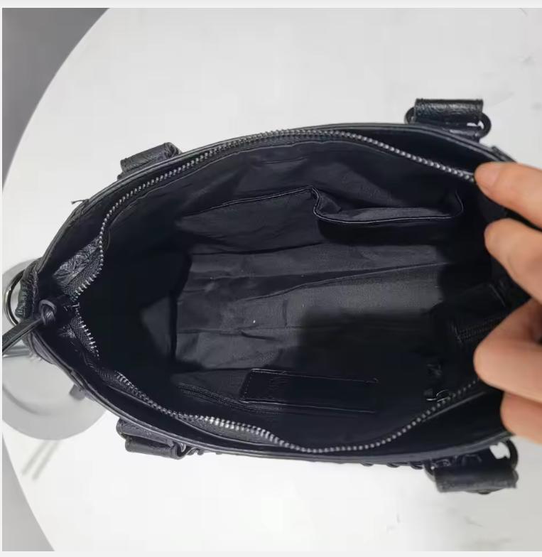 No logo Good Quality 2025 New Arrival Handbags for Women Famous Brand Shoulder Bag Lady Pu Leather Crossbody Bags motorcycle bag