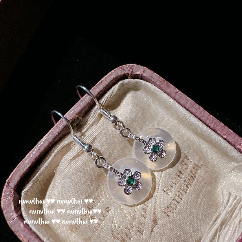 Lychee Frozen White Chalcedony Safety Buckle Necklace, Watery, Plated With 18K Gold And Jade Plate Sugar Cube Zircon Ring Earrings