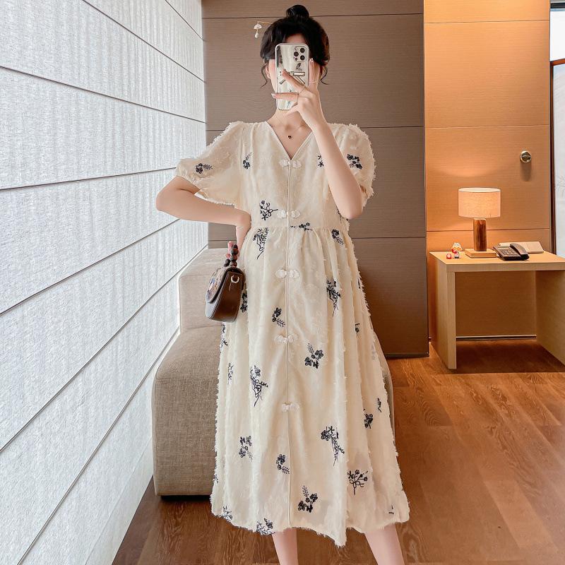 Summer 2026 Sweet V-Neck Embroidered Maternity Dress - Gentle, Slimming & Tummy-Covering Style for Trendy Moms XL