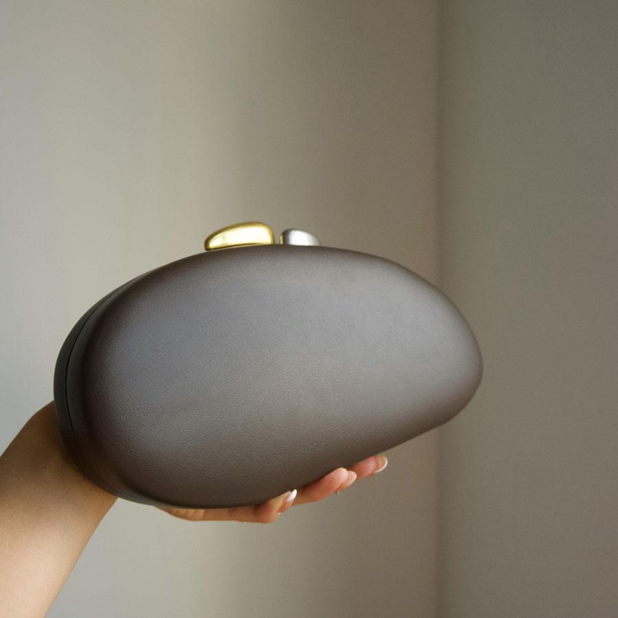 New matte special-shaped goose egg shell acrylic bag, fashionable and simple dinner clutch