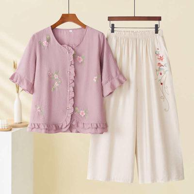 Mom's Chinese-Style Summer Set: Short Sleeve Embroidered Top for Middle-Aged & Elderly Women