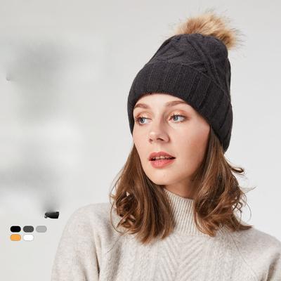 Chapeaux d'automne et d'hiver pour femmes Mignon Pompon Chaud Couleur Unie Chapeau en laine Version Coréenne Mode Jacquard Chapeau Tricoté Polyvalent