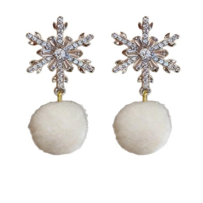 Super Flash New Snowflake Plush Stud Earrings Niche Design High Sense Exquisite Versatile Temperament Sweet Earrings Earrings