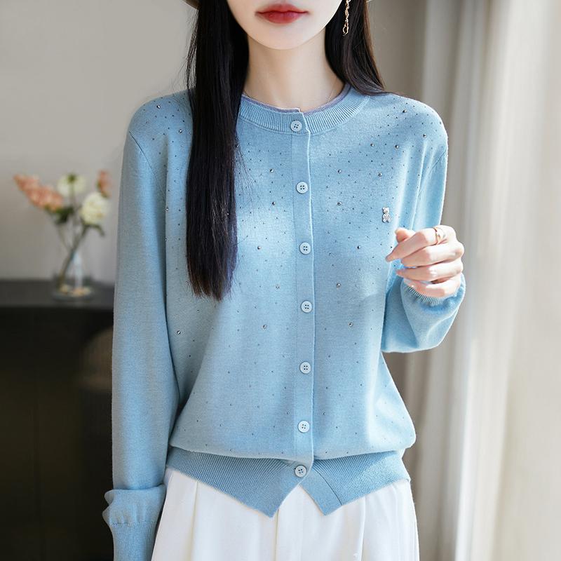 Women's Lightweight 50% Wool 50% Mulberry Silk Cardigan - 4-Season Versatile Knitwear for All-Year Comfort & Style