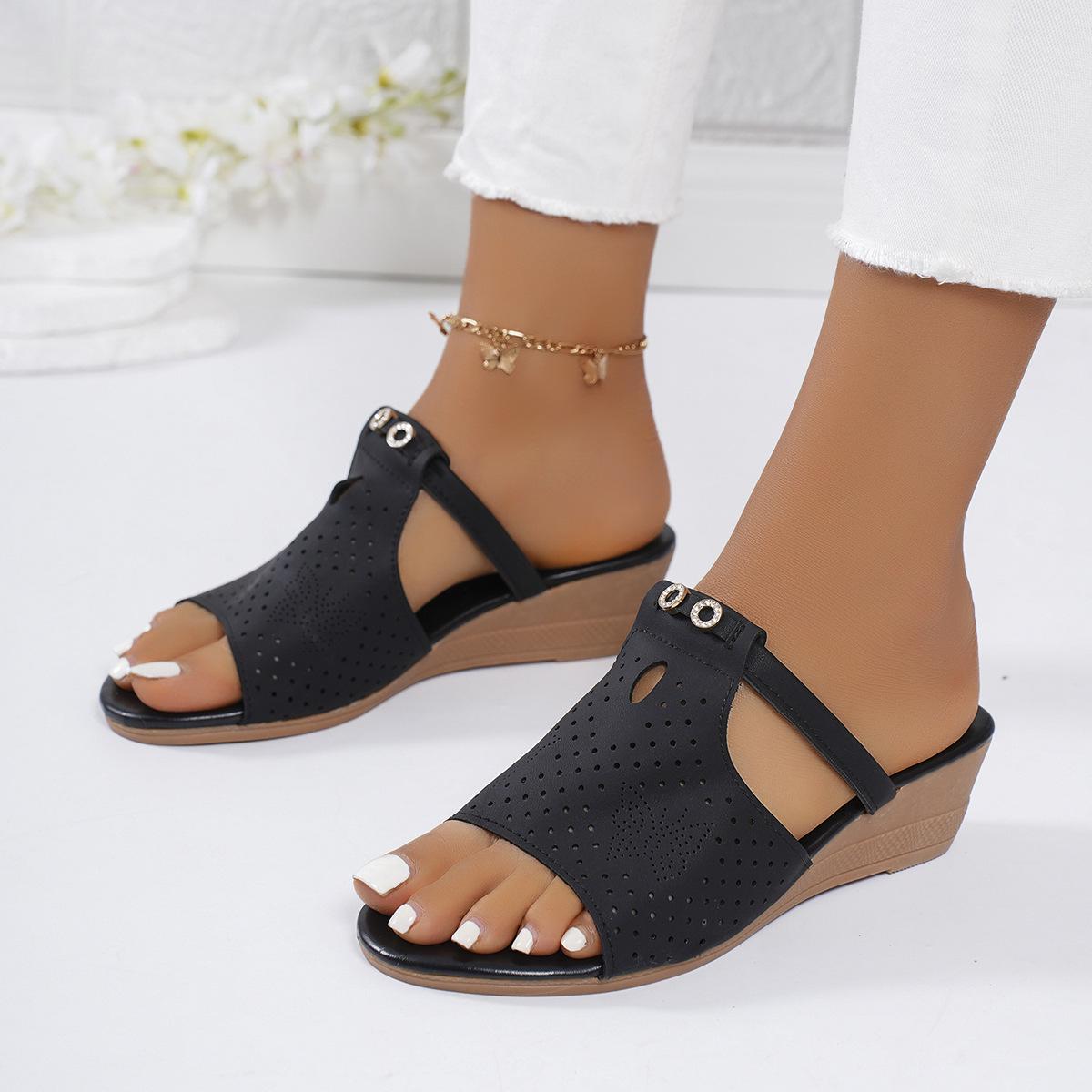 Women s 2024 Summer Wedge Slippers: New Style Cross-border Hollow Flat Bottom Sandals 43