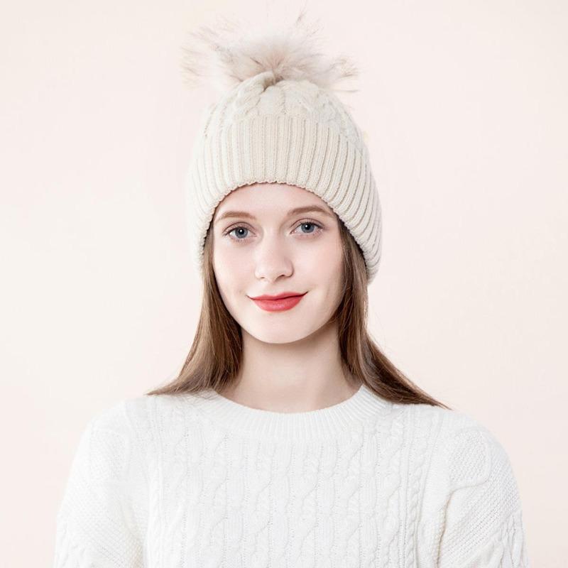 Knitted Twisted Hairball Hat Women's Outdoor Winter New Acrylic Flanged Wool Hat Warm Hat