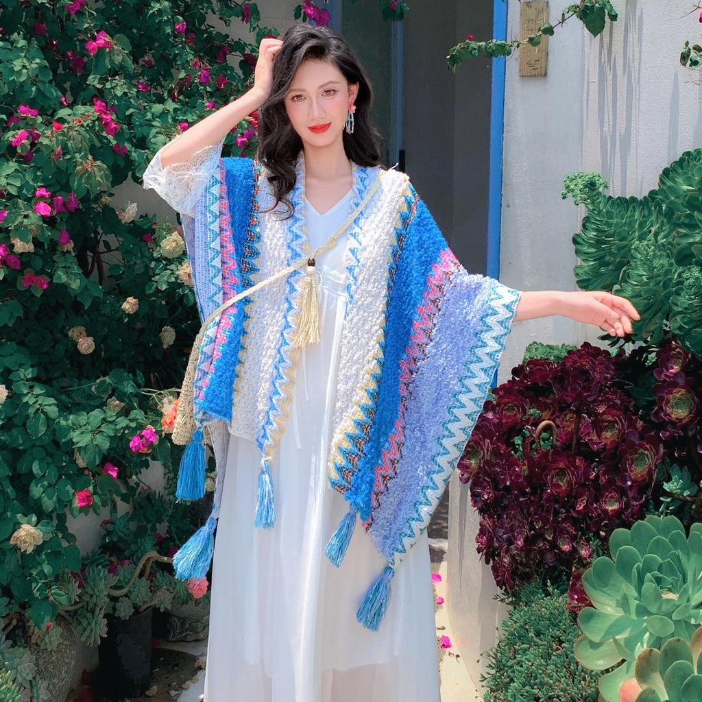 Ethnic style shawl Yunnan Lijiang West Sichuan travel wear Xinjiang Xizang knitted cape cape outside scarf women