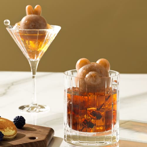 DeryArcle Food-Grade Silicone 6-Cavity Ice Cream Mold, Animal Shape, Ice Cube Tray, Popsicle Ice Mold, 3D Cute Fruit Ice Shape, Ice Pop, Creative Froz