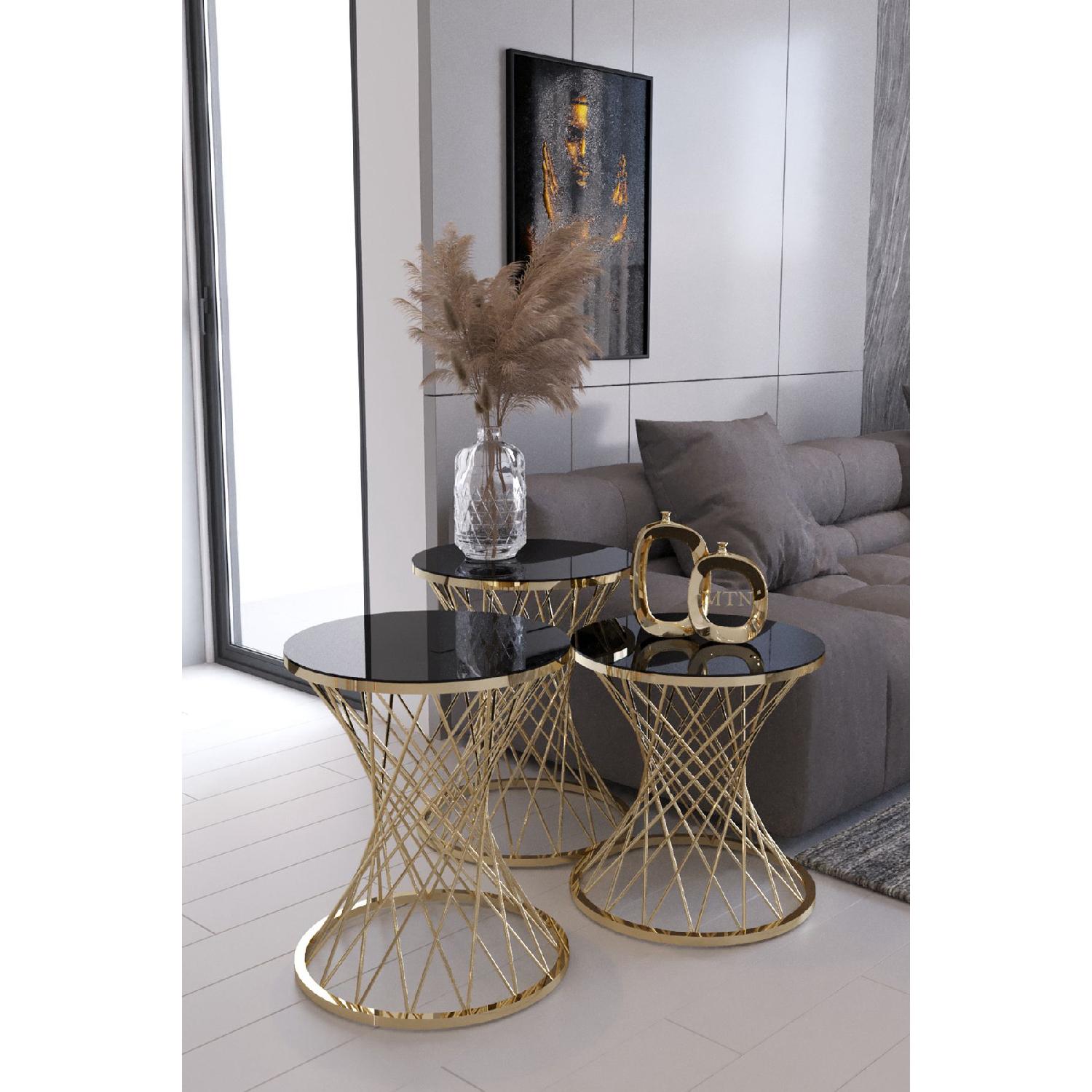

Wicker Wire Crucible Nesting Table Gold Plated Black Glass