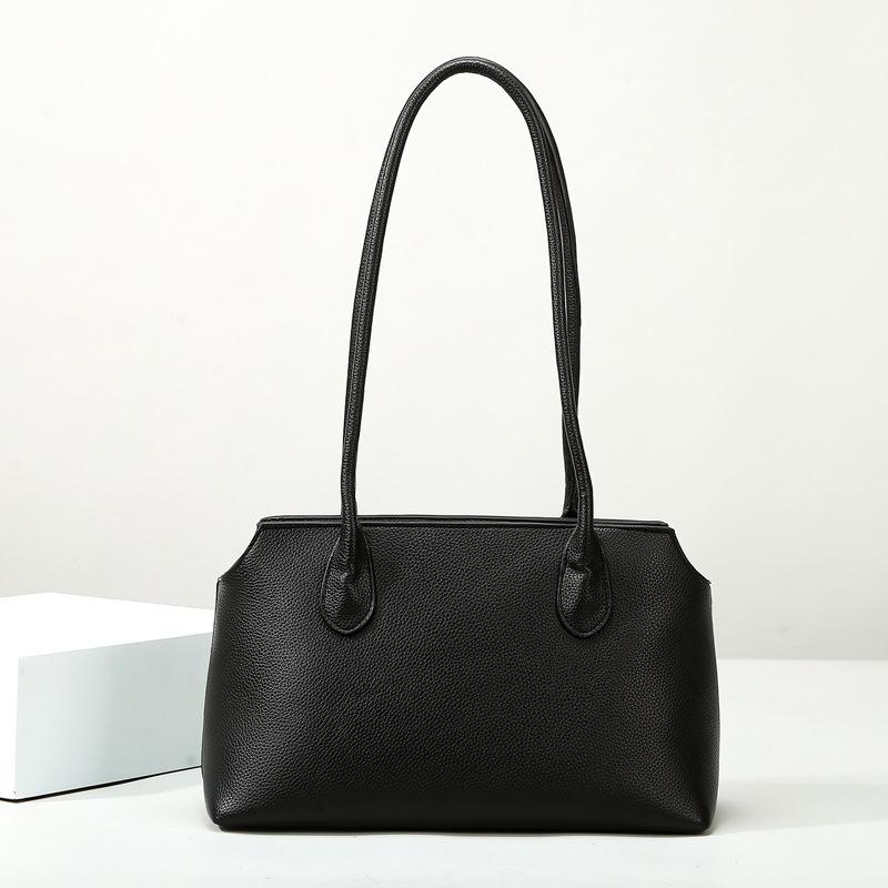 Single Shoulder Bag, Simple and Fashionable, Large Capacity Women's Bag, High-end Sensory Communication Bag, Versatile Armpit Bag, Women's Bag