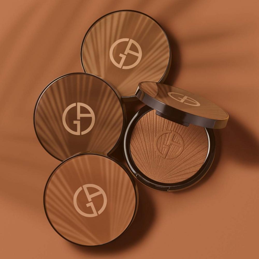 Armani Beauty Luminous Silk Creamy Bronzing Powder 0.63 Oz 90 Golden Sunrays Fair Light With Neutral Undertones