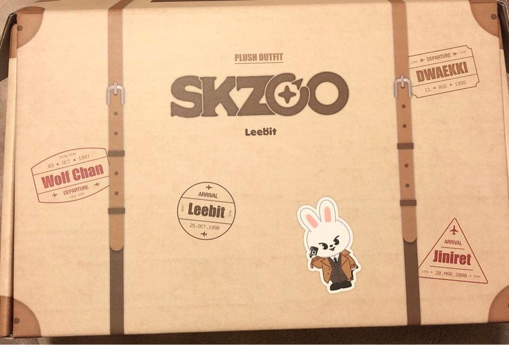 [USED] SKZOO Clothing Leavitt Outfit