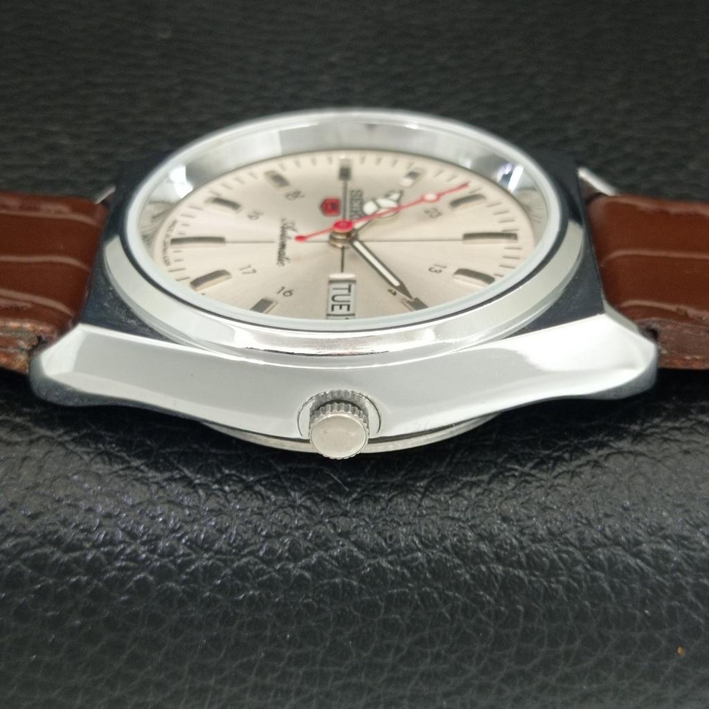 JAPAN VINTAGE REFURBISHED SEIKO 5 AUTOMATIC 6309A MENS SILVER WATCH a442892-1