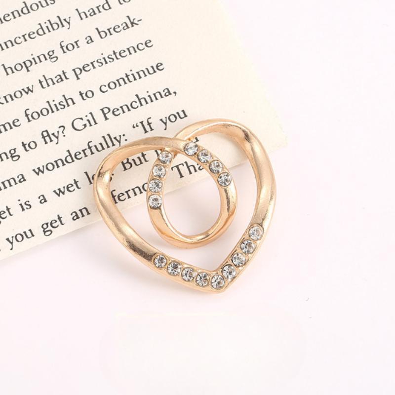 Women Metal Rhinestone Scarf Heart Scarf Brooch Clip T-shirt Clip