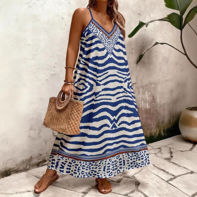 Summer New Style Printed Halter Dress for Women with V-neck, Loose Fit, Ethnic Style Long Dress, Suitable for Beachwear