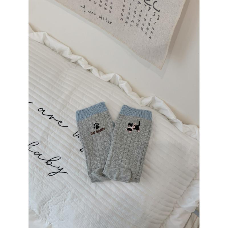 Ladies Autumn New Casual Match Color Linen Pattern Cat Embroidery AB Style Drum Pile Cotton Socks