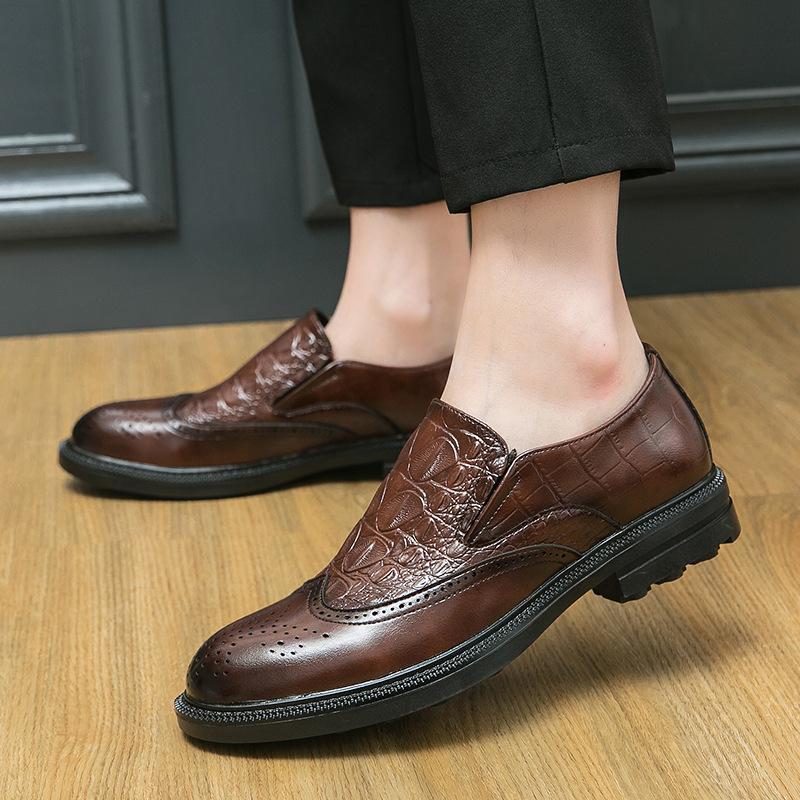 

Leather shoes men s 2025 spring and autumn new business dress men s casual flower round head block wedding shoes 46 men s shoes 38 чёрный