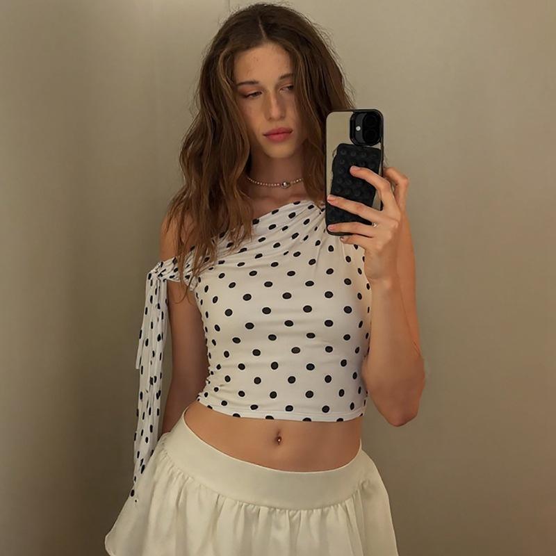 Europe and the United States hot-selling women's clothing summer new fashion Spice Girls polka dot oblique collar tie T-shirt top wholesale