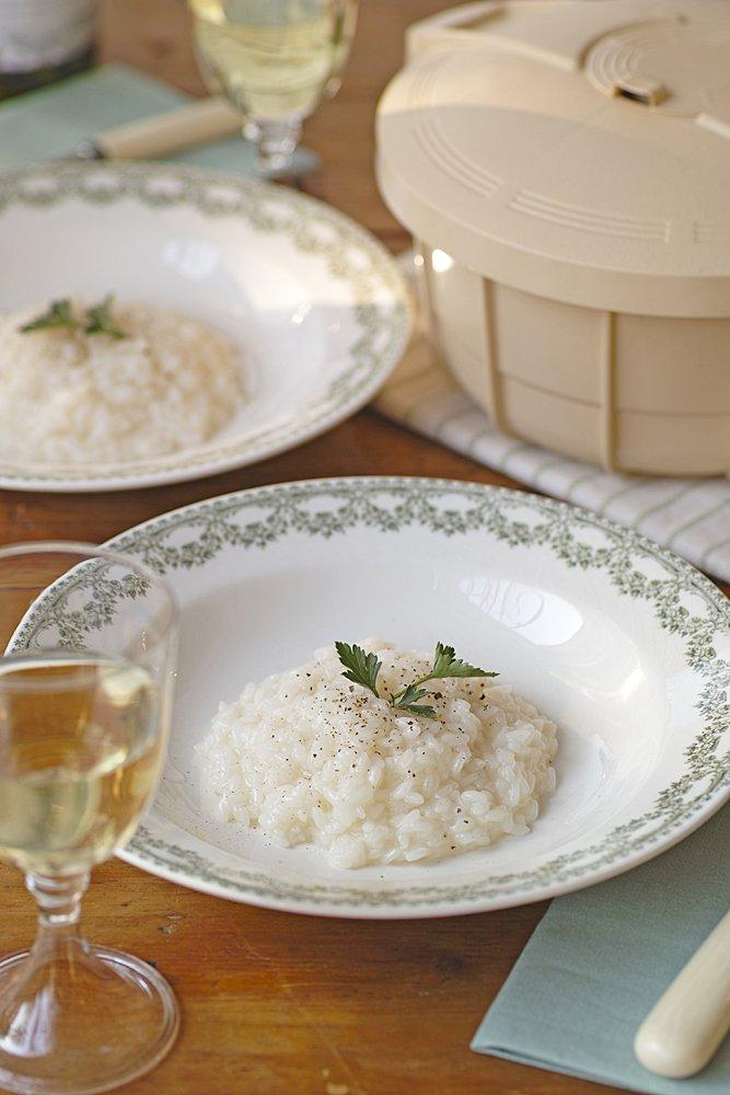 Meyer Mikrowellen-Schnellkochtopf Einfaches Rezept Althergebracht 2,3L (beige) [Mit von Meyer betreutem Heft] MPC-2.3BE